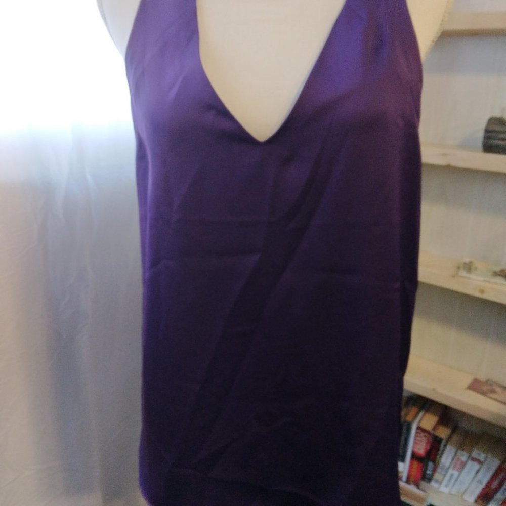 Island bend silk tank